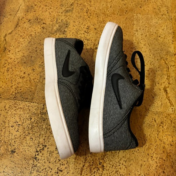 EUC Nike Boy SB Check‎ Solarsoft Canvas Sneakers Size 4Y - Picture 6 of 11